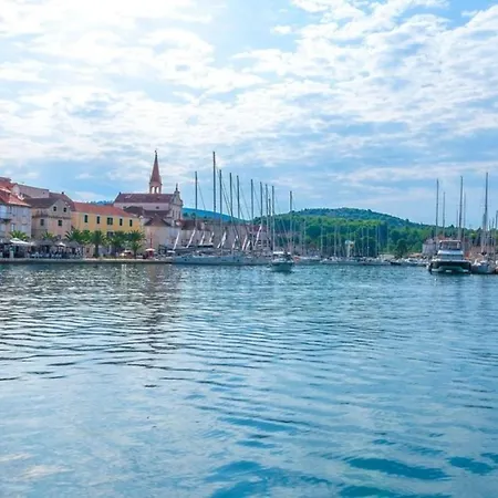 Mari-30m From The Sea