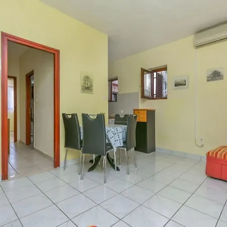 Apartamento Mari-30m From The Sea
